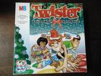 Twister Kersteditie Spel van MB, Een of twee spelers, Ophalen of Verzenden, Gebruikt, MB Spellen