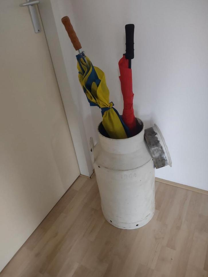 Melkbus de Graafstroom 1964 Bleskensgraaf vintage paraplubak, Huis en Inrichting, Woonaccessoires | Paraplubakken, Zo goed als nieuw