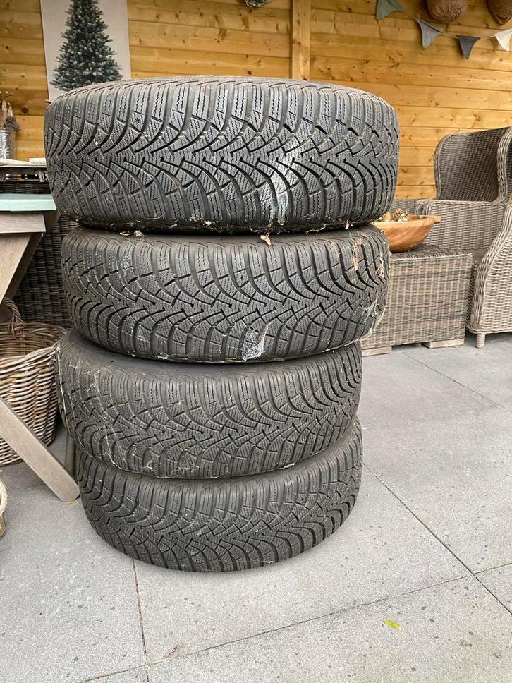 Winterbanden met Velgen - 205/60R16, Auto diversen, Auto-accessoires, Gebruikt, Ophalen