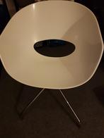 Design stoel met spider voet, Huis en Inrichting, Stoelen, Ophalen, Gebruikt, Wit, Eén