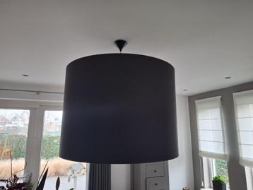 Lampenkap beschikbaar voor biedingen