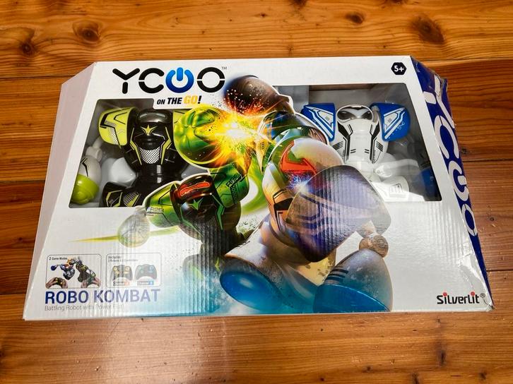 Silverlit Robo Kombat - robots met doos, Kinderen en Baby's, Speelgoed | Buiten | Actiespeelgoed, Ophalen of Verzenden