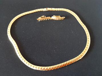Vintage sieraden  beschikbaar voor biedingen