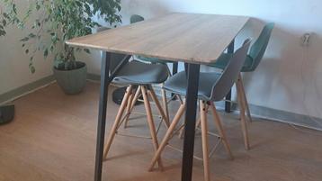 Bartafel - Houten Blad, Zwarte Poten beschikbaar voor biedingen