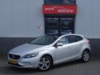 Volvo V40 1.6 D2 Summum navi LM panodak, Voorwielaandrijving, Euro 5, Gebruikt, 4 cilinders