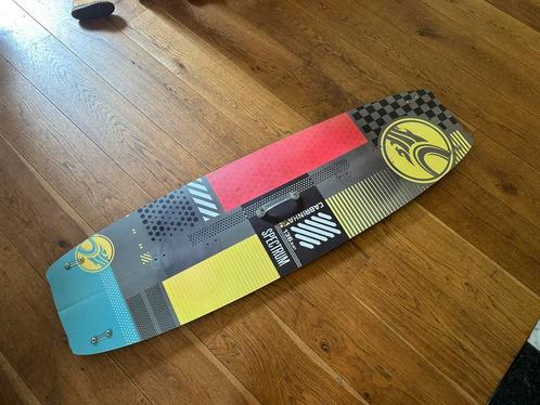 Cabrinha Spectrum kitesurfboard 136x41, Watersport en Boten, Kitesurfen, Gebruikt, Kiteboard, Twintip, Ophalen