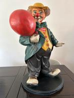Groot clown beeld met een rode ballon., Ophalen, Gebruikt, Mens