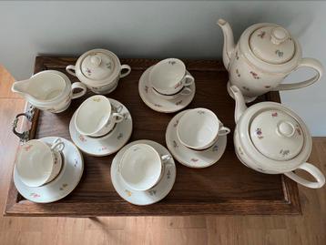 Theeservies Hutschenreuther Evelyn beschikbaar voor biedingen