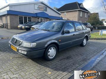 Volkswagen Passat 1.8 GL automaat 147.000 km airco! beschikbaar voor biedingen