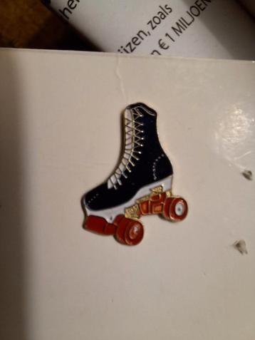Vintage Roller Skate Speldje beschikbaar voor biedingen