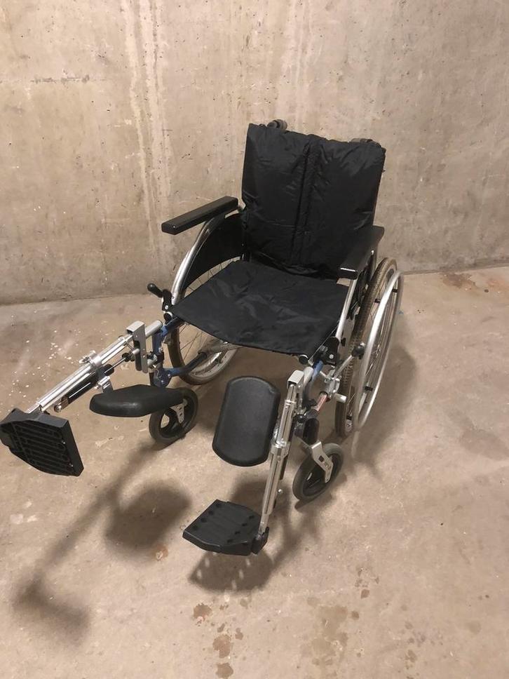 Rolstoel voor volwassenen, Diversen, Rolstoelen, Zo goed als nieuw, Duwrolstoel, Ophalen of Verzenden