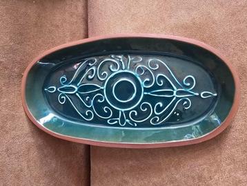 Jersey pottery schaaltje, groen glazuur beschikbaar voor biedingen