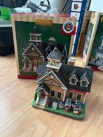 Lemax oak hill school, Diversen, Kerst, Ophalen of Verzenden, Zo goed als nieuw