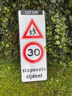 Verkeersbord 30 km per uur / stapvoets rijden, Ophalen