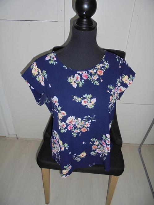 Blauw bloemtuniekje ONLY maat 40, Kleding | Dames, Blouses en Tunieken, Zo goed als nieuw, Maat 38/40 (M), Blauw, Ophalen of Verzenden