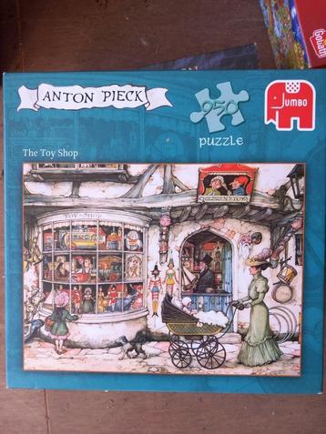 Diverse puzzels  beschikbaar voor biedingen