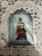 Efteling winterpin 2021-2022 potkacheltje, Verzamelen, Ophalen of Verzenden, Nieuw, Button of Speldje