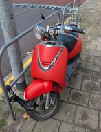 Sym scooter (Geel kenteken) - Opknapper met potentie!, Fietsen en Brommers, Ophalen, Gebruikt, Overige typen, SYM