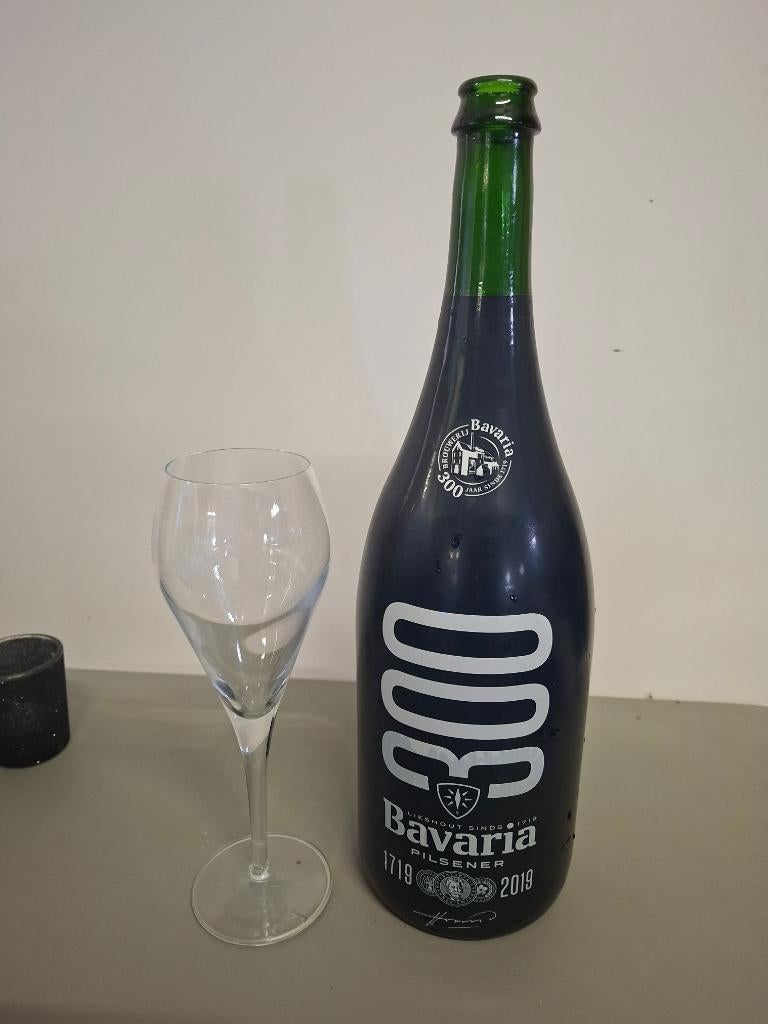 Fles Bavaria 300 jaar met bijbehorend glas, Ophalen of Verzenden, Gebruikt, Glas of Glazen, Bavaria