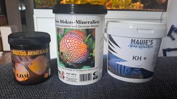 Discus mineralen, KH+ beschikbaar voor biedingen