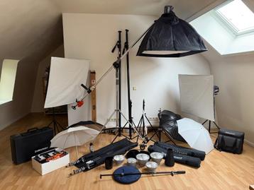 Elinchrom Studioflitsers met studio-uitrusting i.z.g.s. beschikbaar voor biedingen