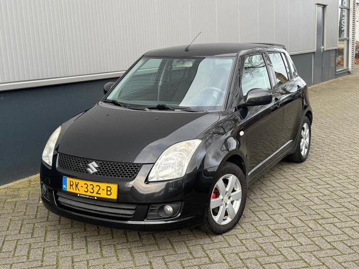 Suzuki Swift 1.3 ComfortAirco Nieuwe apk nette auto, Auto's, Suzuki, Bedrijf, Te koop, Swift, ABS, Airbags, Airconditioning, Centrale vergrendeling
