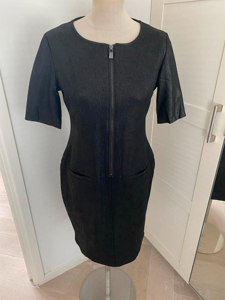 Zwarte Rozes of Avalon Jurk - Maat 38 gevoerd, Kleding | Dames, Jurken, Zo goed als nieuw, Maat 38/40 (M), Zwart, Boven de knie