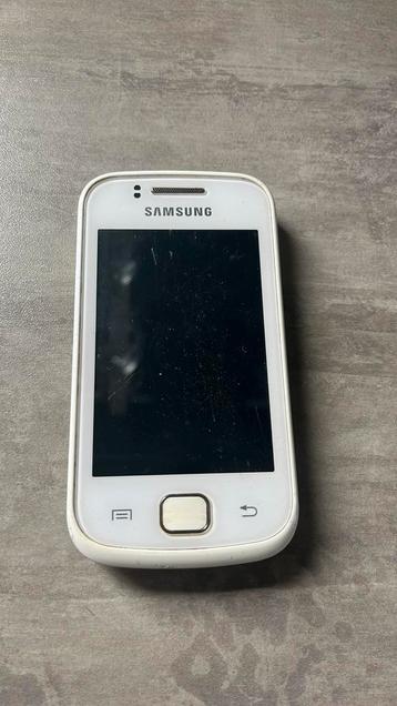 Samsung Galaxy Gio GT-S5660 – Werkt nog – met oplader beschikbaar voor biedingen