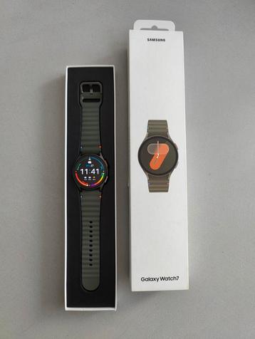 Samsung Galaxy Watch 7 - Green - e-sim (LTE) - 40 mm beschikbaar voor biedingen