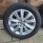 VW Tiguan Velgen met Banden, Auto-onderdelen, Banden en Velgen, Ophalen, Gebruikt, Banden en Velgen, 17 inch