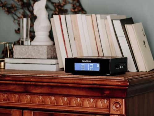 SANGEAN DCR-89+ FM DAB+ Radio Wekker, Audio, Tv en Foto, Radio's, Nieuw, Radio, Ophalen of Verzenden