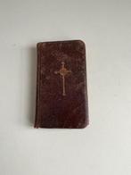 Sursum Corda. Klein antiek kerkboekje voor katholieken., Ophalen