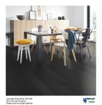 Laminaat Zwart eik UE1306 8mm dik met 4V - groev €14,95m2, Huis en Inrichting, Stoffering | Vloerbedekking, 75 m² of meer, Zwart