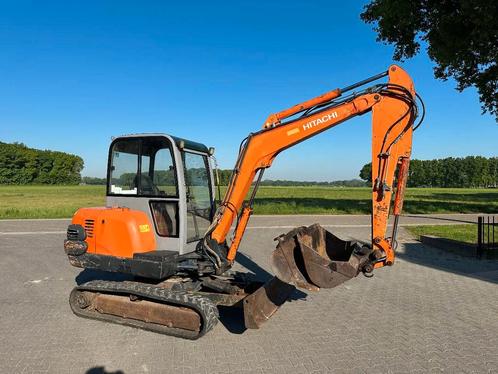 Hitachi zx35 minigraver 3,5t (bj 2003), Zakelijke goederen, Machines en Bouw | Kranen en Graafmachines, Graafmachine