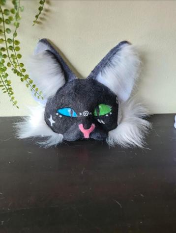 therian mask black cat beschikbaar voor biedingen