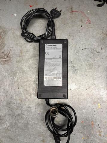 Diverse fietsacculaders beschikbaar voor biedingen