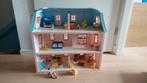 Groot roze playmobil huis met Meubels & Poppetjes, Kinderen en Baby's, Speelgoed | Poppenhuizen, Ophalen of Verzenden, Gebruikt