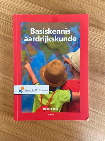 Roger Baltus - Basiskennis Aardrijkskunde beschikbaar voor biedingen