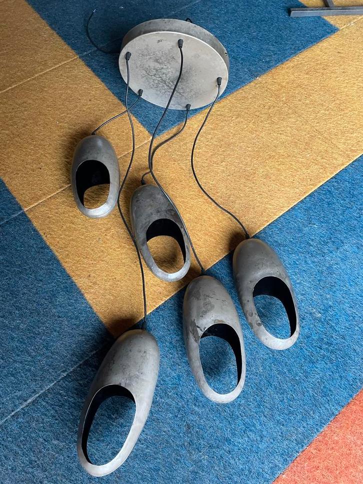 Industriële hanglamp - stalen ornamenten, Huis en Inrichting, Lampen | Hanglampen, Zo goed als nieuw, 75 cm of meer, Metaal, Ophalen of Verzenden