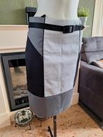 Coast colourblok grijs zwarte rok UK12 M 40 Gratis Verzenden, Kleding | Dames, Rokken, Maat 38/40 (M), Verzenden, Zo goed als nieuw