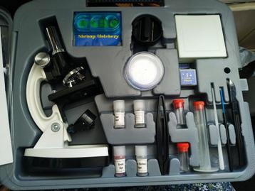 Byomic Beginners Microscoopset beschikbaar voor biedingen