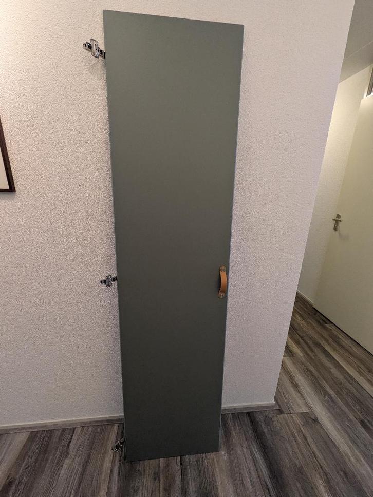 IKEA PAX Reinsvoll deur grijsgroen 50x195 cm, Huis en Inrichting, Kasten | Kledingkasten, Gebruikt, 150 tot 200 cm, 50 tot 100 cm