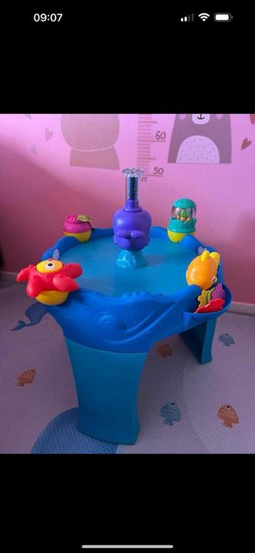 Lamaze wind/activiteiten tafel  beschikbaar voor biedingen