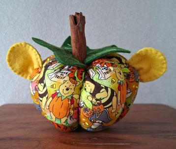 nieuw- Winnie de Pooh stoffen decoratie pompoen ( grotere ) beschikbaar voor biedingen