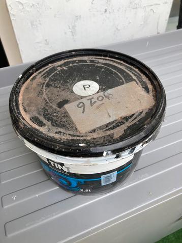 Muurverf / latex  RAL9016 2,2 liter beschikbaar voor biedingen