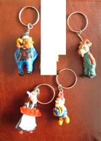 39 SLUITELHANGERS 4 V FLIPJE EN ZIE OMSCHRIJVING.VINTAGE, Verzenden, Zo goed als nieuw, Overige typen