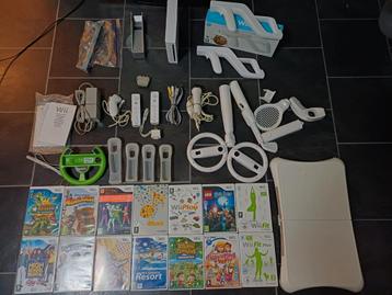Nintendo Wii Compleet Pakket met 2 Zappers & Spellen beschikbaar voor biedingen