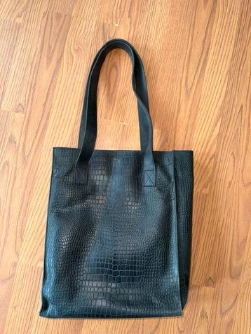Zwarte leren tas croco print beschikbaar voor biedingen
