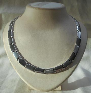 Prachtig zilveren collier nr.849 beschikbaar voor biedingen