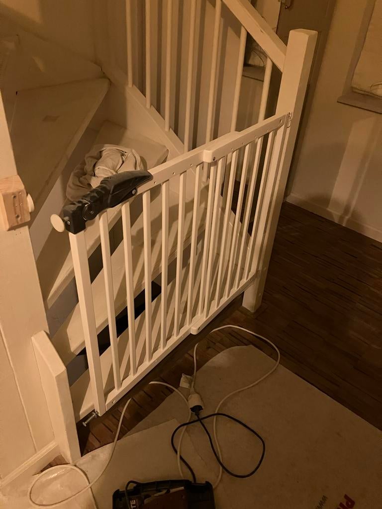 Traphekjes in goede staat - 4 jaar oud, Gebruikt, Ophalen of Verzenden, Klemhekje, Hout